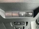 車線逸脱防止装置も付いています。