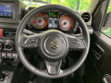 ステアリングも使用感が少なく、きれいな状態となっております♪