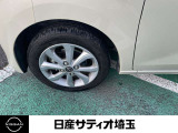 純正アルミホイール装着