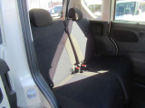 後部座席も乗り心地良好◎掲載後すぐに販売が決まってしまう場合もございますのでご来店前にお電話でご予約を頂ければ幸いです。