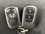 便利なスマートキー2個付きです。