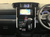 ナビ、オートエアコン付
