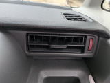 運転席のエアコン吹き出し口です。