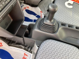 マニュアルシフトレバーです。