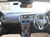 V40クロスカントリー D4 イナトモ セレクション ディーゼル 