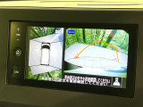 【アラウンドビューモニター】専用のカメラにより、上から見下ろしたような視点で360度クルマの周囲を確認することができます☆死角部分も確認しやすく、狭い場所での切り返しや駐車もスムーズに行えます。