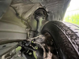 お車を安心してお乗りいただく為には、足回りの定期点検が欠かせません。サービスサポート(有償保証)では無料点検もご提供しており、安心のカーライフをお過ごしいただけるサポート体制が整っています。