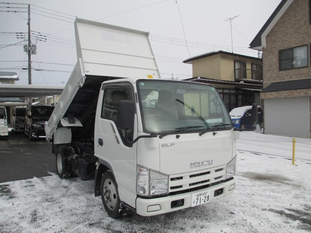 エルフ  3.0ディーゼルターボ・低床・2t