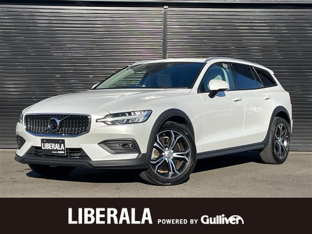 V60クロスカントリーB5 AWD 4WD本革シート