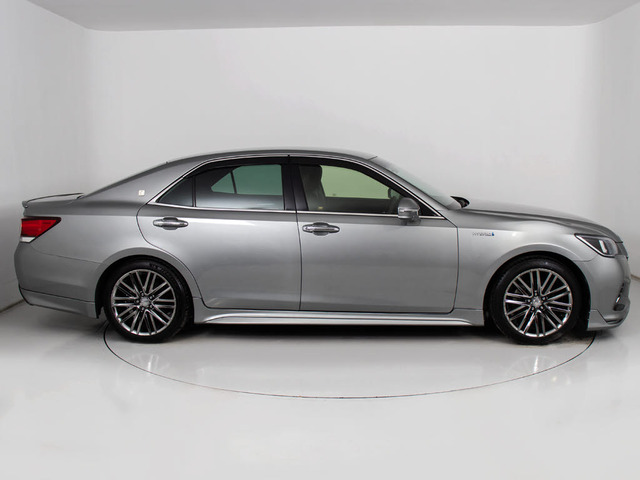 トヨタ クラウンアスリート ハイブリッド 2.5 S OP18AW 黒革 整備記録