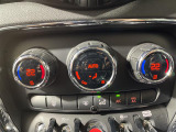 【オートエアコン】車内温度を感知して自動で温度調整をしてくれるのでいつでも快適な車内空間を創り上げます!