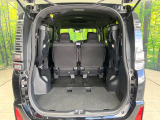 普段のお買い物や通勤、送迎等に十分な荷室スペースを確保しております。セカンドシートを倒すと、大きな荷物の積載も可能です♪