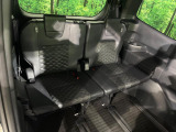 3列目シートはもちろん状態良好☆大人でもゆったりと座って頂けますので、大人数でのお出かけもラクラクです♪ご家族で、気の知れた仲間で、ドライブに行くのが楽しみですね♪