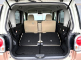 普段のお買い物や通勤、送迎等に十分な荷室スペースを確保しております。セカンドシートを倒すと、大きな荷物の積載も可能です♪