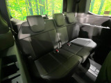 3列目シートはもちろん状態良好☆大人でもゆったりと座って頂けますので、大人数でのお出かけもラクラクです♪ご家族で、気の知れた仲間で、ドライブに行くのが楽しみですね♪