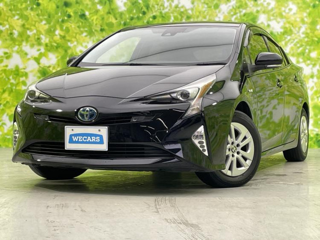 プリウス1.8 S セーフティ プラス E-Four 4WD