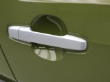 ダイハツディーラーでは「ダイハツ認定U-CAR」という基準を設け、車選びに詳しくないお客様でも「安心して選べる」をご提供しています。