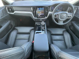 V60 ウルトラ T6  AWD プラグインハイブリッド 4WD 