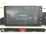 ディスプレイオーディオを装備。スマホとクルマをつなぐことで、これまでのナビに加えて、いろんなサービスが楽しめます。