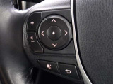 ステアリングスイッチ装備!運転しながら手元でオーディオの操作などができます。