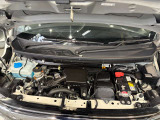 エンジンルームも清掃済み!ピカピカです