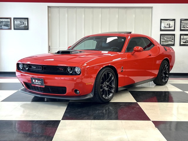 チャレンジャー 392 HEMI スキャットパック シェイカー