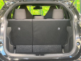 普段のお買い物や通勤、送迎等に十分な荷室スペースを確保しております。セカンドシートを倒すと、大きな荷物の積載も可能です♪