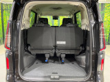 普段のお買い物や通勤、送迎等に十分な荷室スペースを確保しております。セカンドシートを倒すと、大きな荷物の積載も可能です♪