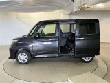 両側パワースライドドア付きだから、狭い駐車スペースなどでの 乗り降りラクラク!小さなお子さまのいるご家庭には嬉しい装備。