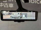 スマートルームミラーも付いてます☆後方ピラーや荷物、後席に同乗している方や曇りなど視界が遮られた場合でも後方カメラからの映像で安全確認をすることが出来て安心です☆