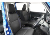 シートヒーターが運転席側に装備されています。