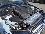 エンジンルームも使用状態が良く、大変きれいな状態でございます!!