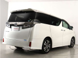 当店では、厳選された車両のみ展示しております。アルファード・ヴェルファイアに特化した専門店ならではの豊富な在庫の中から、お気に入りの一台をお探しください!