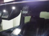 ドライブレコーダーが装備されています。録画した映像はこの車両に付属のカーナビでも再生が可能です。