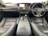LS 600h バージョンC 4WD 4WD 本革シート