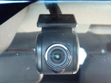 ◆【ドライブレコーダー】映像・音声などを記録する自動車用の装置です。もしもの事故の際の記録はもちろん、旅行の際の思い出としてドライブの映像を楽しむことができます。