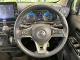 【純正革巻きステアリング】上質な革を使用することで、手にしっかり馴染みとても運転しやすいハンドルです♪