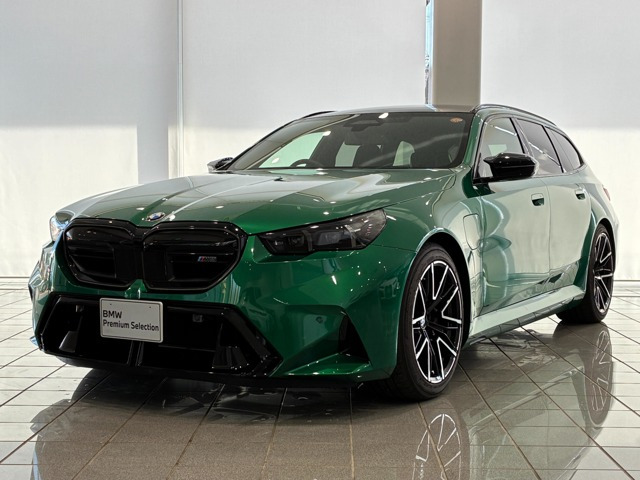 M5ツーリング4.4 4WD