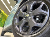 【15インチアルミホイール】 外観にマッチしたアルミホイールを装着しております。各種アルミホイールや、スタッドレスタイヤも取扱いしております。是非ご相談ください♪