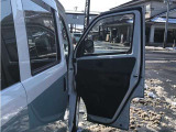 24時間レッカー対応いたします。ご購入後のアフターフォローもお任せください。車のトラブルの際は迷わずお電話ください。