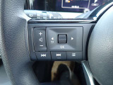ステアリングスイッチが装備されておりステアリングから手を離す事無くオーディオ類の操作が可能ですので非常に便利です♪