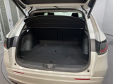 広々としたカーゴスペース。週末のお買い物や長期旅行のたくさんの荷物も積載できます。