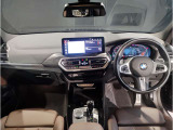 ☆センターパネルを運転席側に僅かに傾けたBMW独特のインパネ☆【駆け抜ける歓び】はここからもスタートしております☆