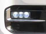 さらに明るく夜間走行も安心!フォグランプ装備!
