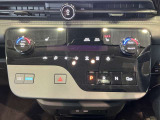 オートエアコン付きなので、温度を設定するだけで車内を快適にしてくれます!