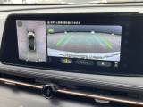 まるで上から見下ろしたように確認が出来るアラウンドビューモニターが装備されております!