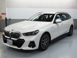 BMW i5ツーリング eドライブ40 Mスポーツ