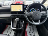 主な装備は、トヨタセーフティセンス、カーナビ、バックモニター、ETC、シートヒーター、ワンオーナー車、寒冷地仕様となっております。