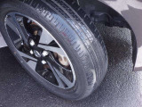 純正のアルミホイールで足元すっきり