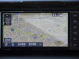 純正ナビを装備。タッチパネル式で使いやすく、お出かけもラクラクです。